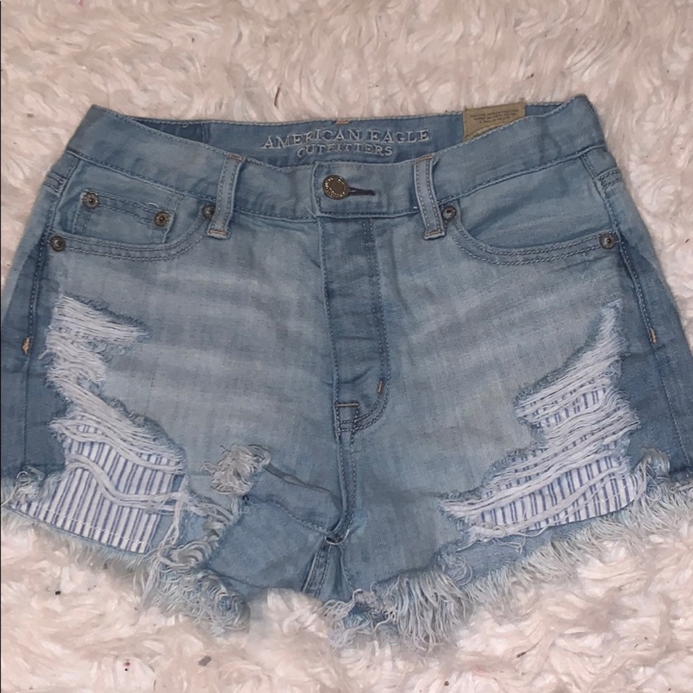 American Eagle High-Rise Festival Vintage shorts